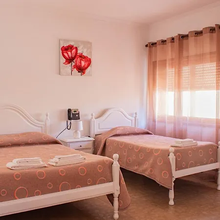 Residencial Princesa Do Ave بيت ضيافة فيلا دو كوندي