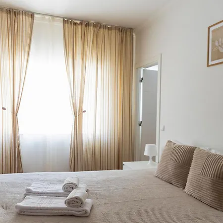 Konukevi Residencial Princesa Do Ave 3*