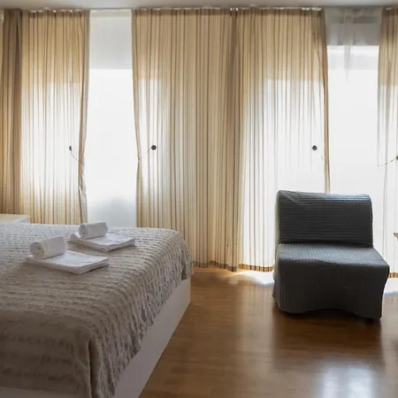 招待所 Residencial Princesa Do Ave *