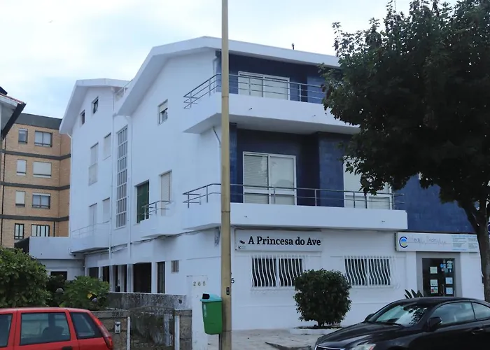 Affittacamere Residencial Princesa Do Ave 3*